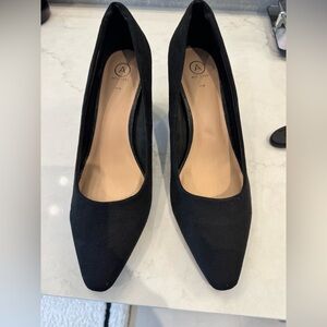BNWT Black Women's Heels